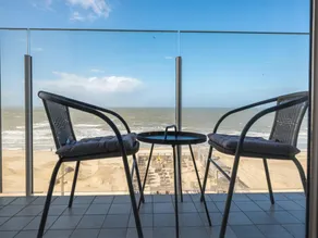 Beautiful apartment with stunning sea view - Image 4