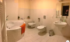In Centre Prague Large Design Flat 8 Beds ❤️ - Image 4