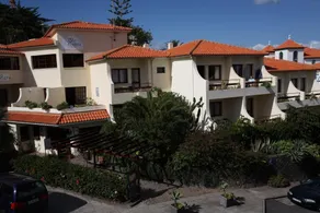 VILA VENTURA APARTMENT HOTEL - Image 4