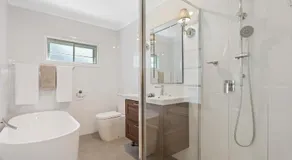 MetaWiseBnB Waterfront 3BR Coastal Escape - Image 2