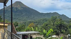 Holi Homestay Trawas - Image 3