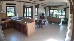 Tulip Villa Oceanview - Image 5