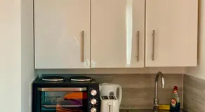 1 Bedroom Apartment, Reception ,Kitchenette, Private Bathroom - Image 4