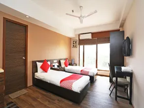 Capital O 736 Hotel Saltee - Image 3