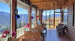 Dingdai Glass Villa - Image 3