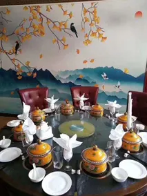 Baiquan International Hotel - Image 4