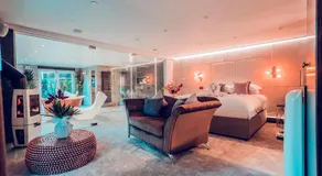 Aphrodites Group - Luxury Hot Tub Suites in Central Lake District! - Image 3