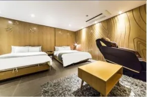 Mari Hotel - Image 1