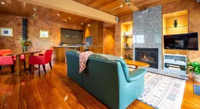 Rhyll Haven Luxury Getaway Apartments - Image 3