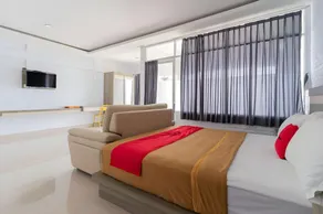 RedDoorz Plus @ Vantas Hotel Parbaba - Image 2