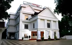 Emerald Regency - Image 4
