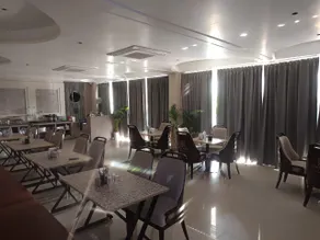 RJ-02 Hotel - Image 4