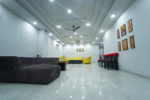 Crazy Days Hotel | Sonipat - Image 4