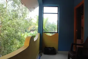 One Room at Ananda Cafe - Image 4