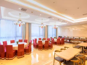 Tianjin Boutique Hotel In Spring - Image 4