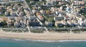 On the Beach Oliva - Image 4