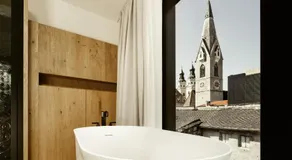 ADLER Historic Guesthouse - Image 2