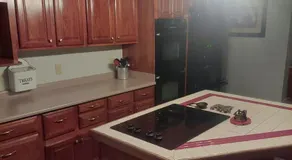 4BR Home - Pool, hot tub pet friendly by ARK Experience - Image 4