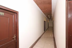 OYO Flagship 13928 Saksham Hotel - Image 2