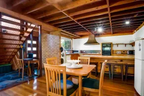 Spacious, Serene BNE Loft - Image 4