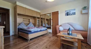 Apartamento totalmente equipado con piscina, barbacoa y jardín | Vistas a la montaña - Image 2