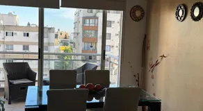 Tu espacio ideal en el corazón de Almagro con balcón super luminoso - Image 2