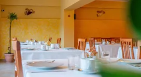 Hotel Tiffany's - Image 4