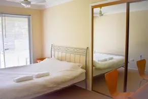 Convenience house in Nerang with Private room - Image 2
