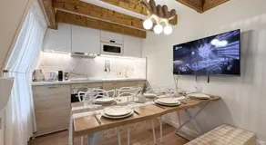 Architect Renovated Family Duplex 4 bedrooms Opéra Lafayette AC 9p CCTV in Common Areas - Image 3