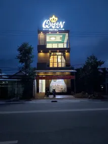 Queen hotel - Image 1