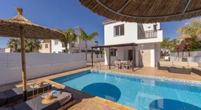 Sweet Memories Villa with private pool - Image 3