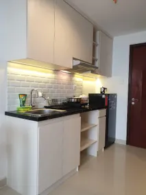 Cozy and Furnished West vista Apartemen - Image 5