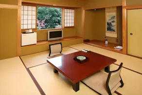 Yufuin Onsen Hinoharu Ryokan - Image 3