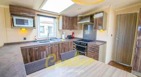 MP413 - Camber Sands Holiday Park - Close to Facilities - Free Wifi - Sleeps 8 - Large Decking - Image 3
