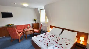 Hotel Lesní Chata - Image 2