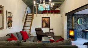 UnderHill Farm - Image 2