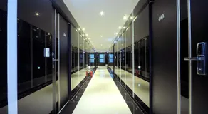 WA Hotel - Image 2