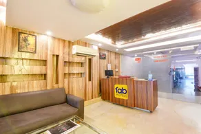 FabHotel Crown Residency- Near Lakhani Armaan Metro Station - Image 4