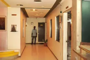 Hotel Saturn Residency - Image 3