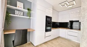 Diamond Luxury Apartment - Image 4