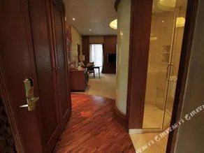 Huquan Resorts & Spa - Image 2