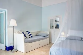 The Fisherman’s Suite –  Steps from the beach - Image 5