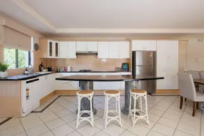 The Valley Way Luxury Estate - Image 3