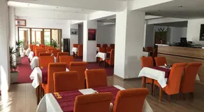 Hotel Otopeni - Image 2