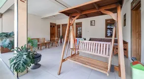 RedDoorz Hotel Tejomoyo Near Bukit Sekipan Tawangmangu - Image 5