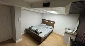 Private Room Near Airport D89 - Image 5