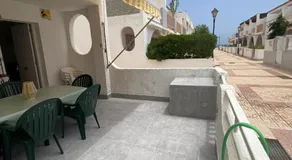 Charmantes Ferienhaus mit Pool und Terrasse | Poolblick | Nah am Strand - Image 5