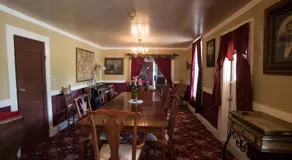 Avery Hotel - Image 5