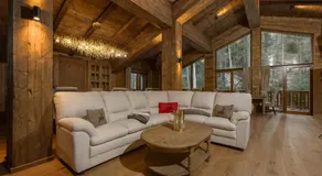 Chalet Royal - Image 2