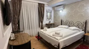 Hotel Boutique Cathedral Plaza Residences room for rent downtown - Image 2